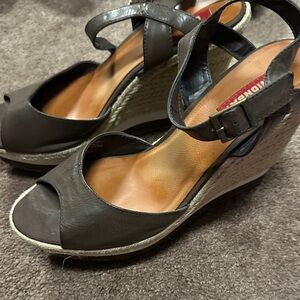 UNIONBAY Dark Brown Wedge Sandals